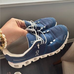On Cloud 5 Blue Sneakers